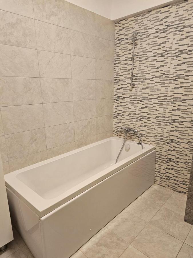 Astero Apartments Premium Accomodation 雅西 外观 照片