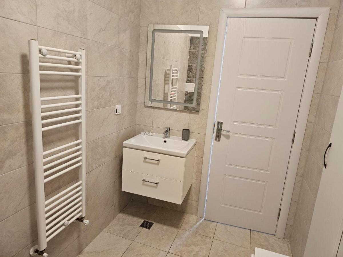 Astero Apartments Premium Accomodation 雅西 外观 照片